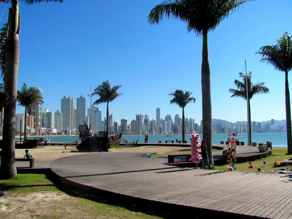 Ape Da Monica Apartment Balneario Camboriu Luaran gambar
